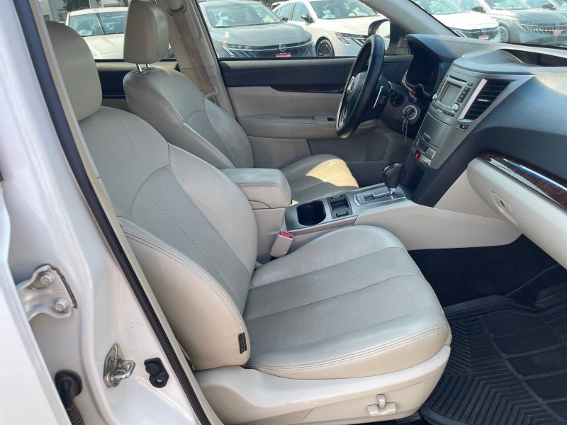 2013 Subaru Legacy 3.6R Limited