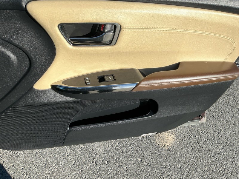 2013 Toyota Avalon Hybrid Touring