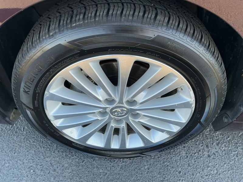 2013 Toyota Avalon Hybrid Touring