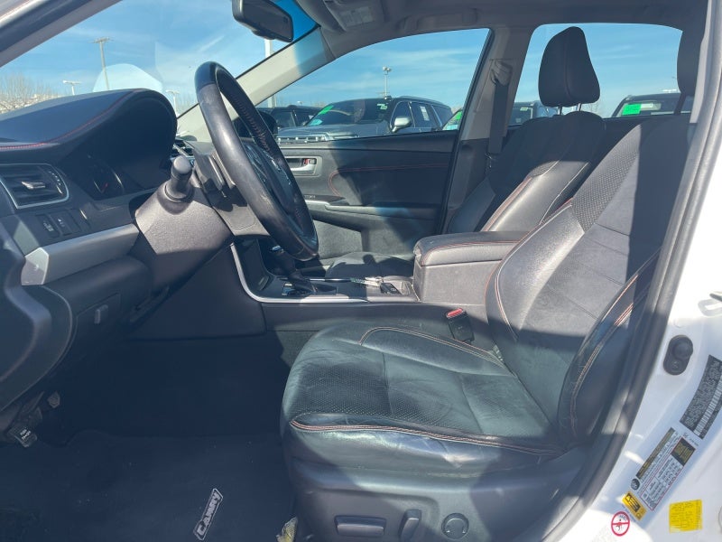 2016 Toyota Camry XSE