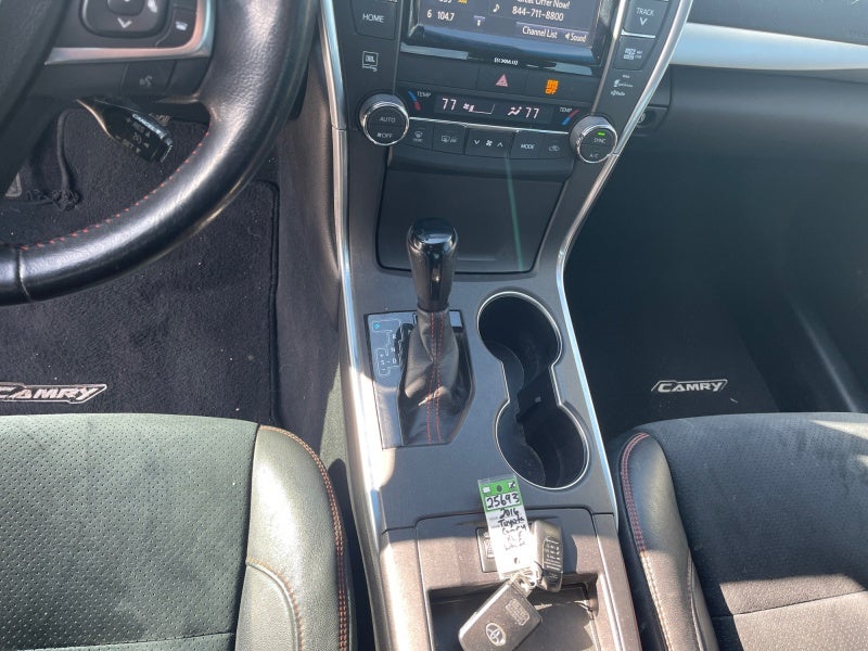 2016 Toyota Camry XSE
