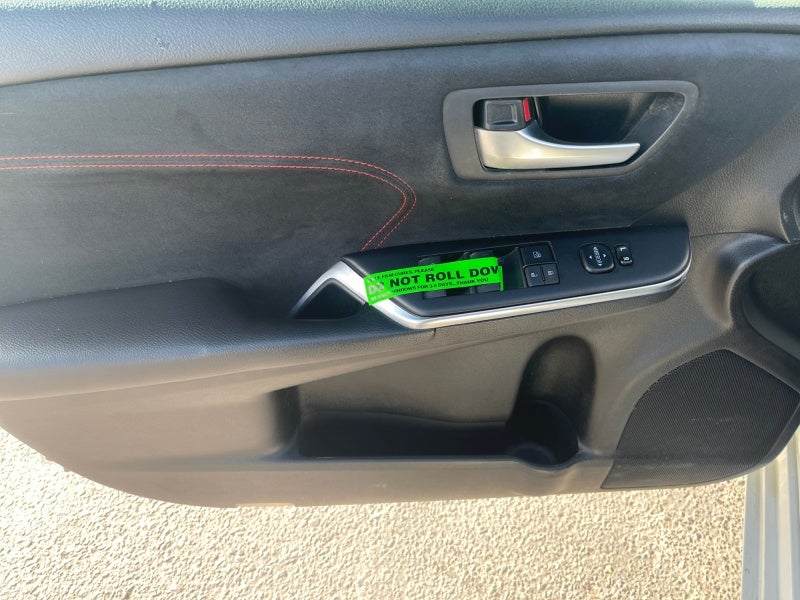 2016 Toyota Camry XSE