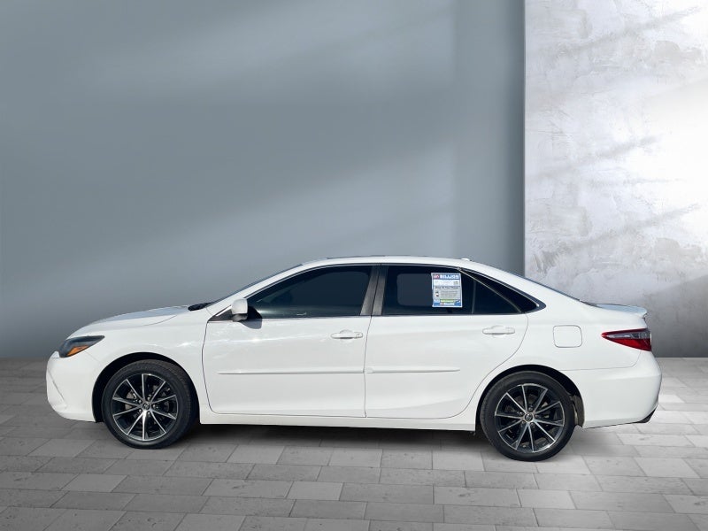 2016 Toyota Camry XSE