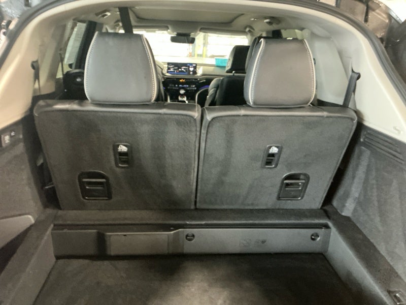 2023 Acura MDX w/Advance Package