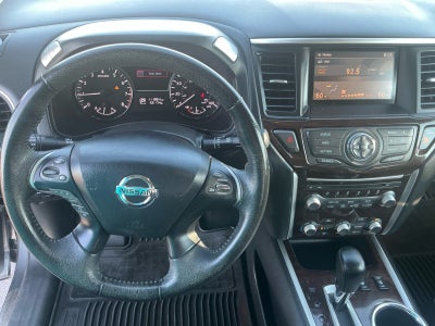 2013 Nissan Pathfinder SL