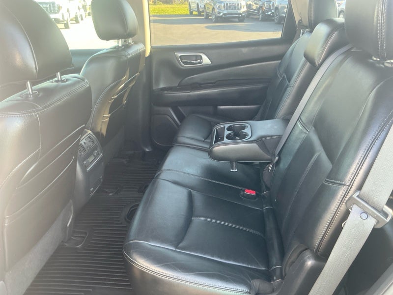 2013 Nissan Pathfinder SL