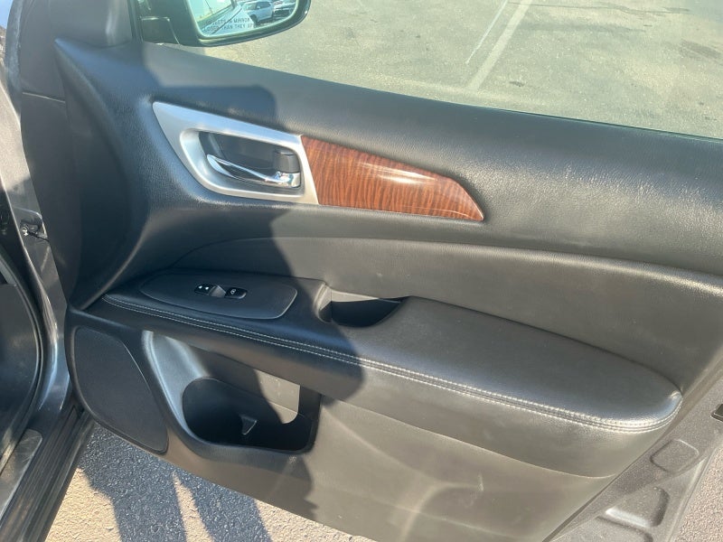 2013 Nissan Pathfinder SL