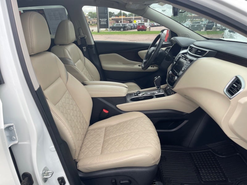 2023 Nissan Murano Platinum