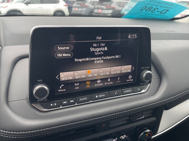 2026 Nissan Rogue SV