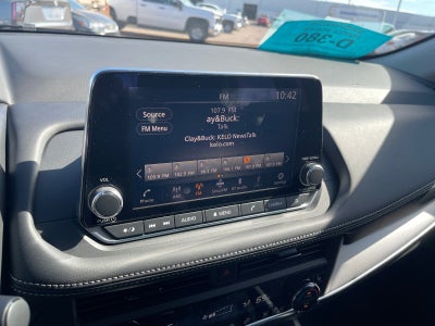 2026 Nissan Rogue SV