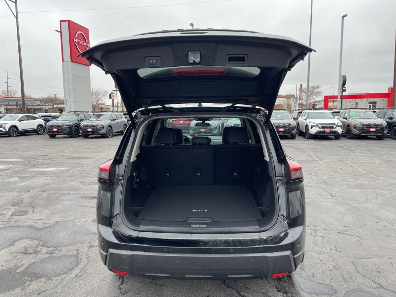 2026 Nissan Rogue Dark Armor™