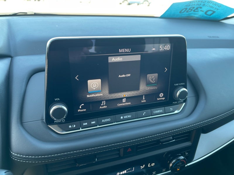 2026 Nissan Rogue SV