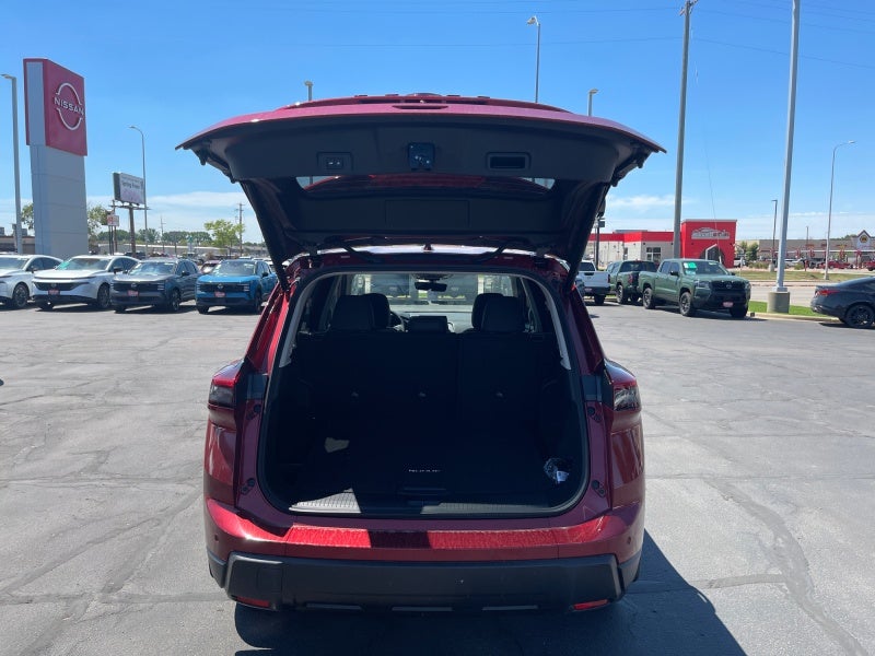 2026 Nissan Rogue Dark Armor™