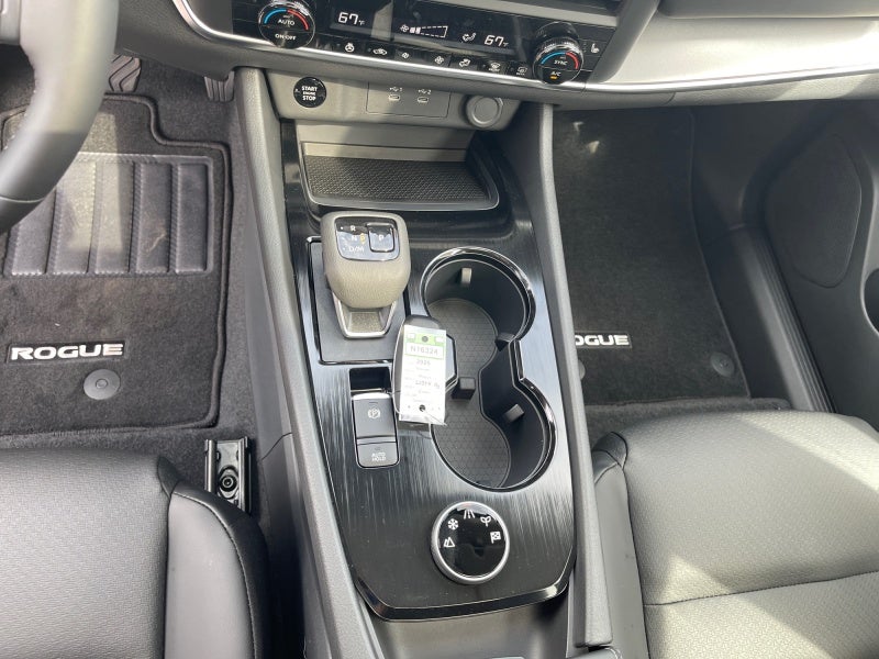 2026 Nissan Rogue Dark Armor™