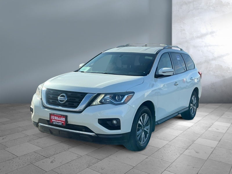 2017 Nissan Pathfinder SV