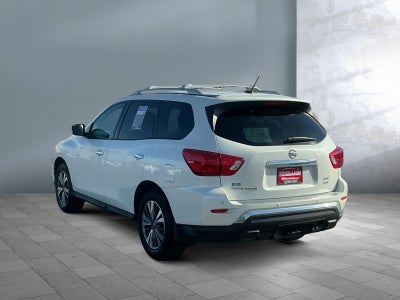 2017 Nissan Pathfinder SV