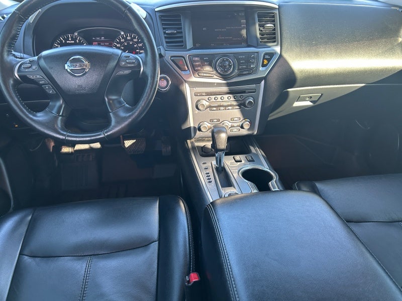 2019 Nissan Pathfinder SL