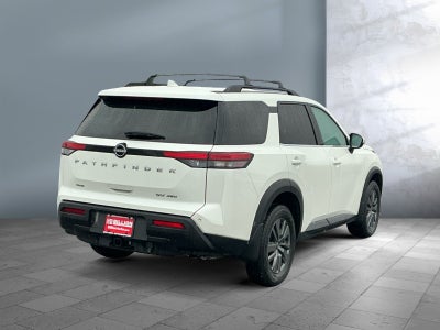 2024 Nissan Pathfinder SV