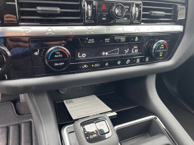 2026 Nissan Pathfinder SV