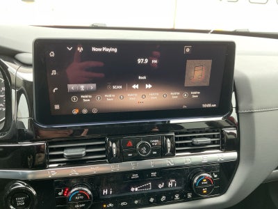 2026 Nissan Pathfinder SV