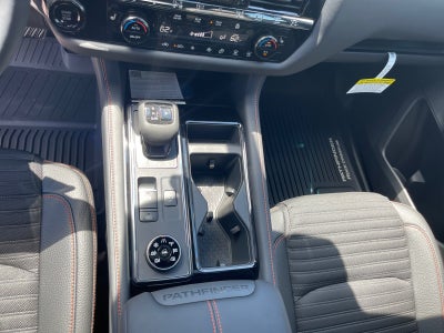 2026 Nissan Pathfinder Rock Creek®