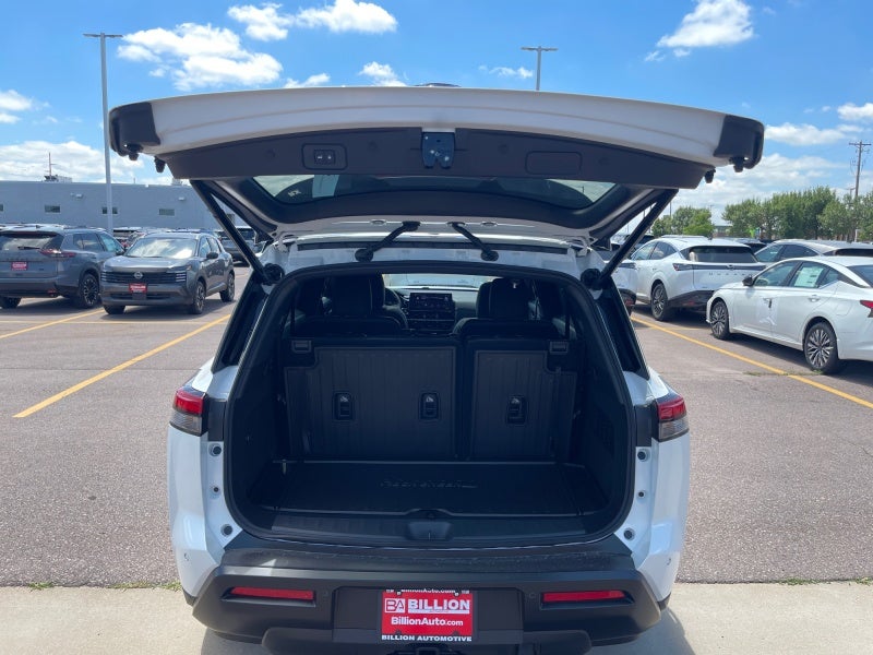 2026 Nissan Pathfinder Rock Creek®