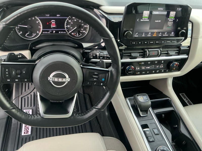2024 Nissan Pathfinder SL