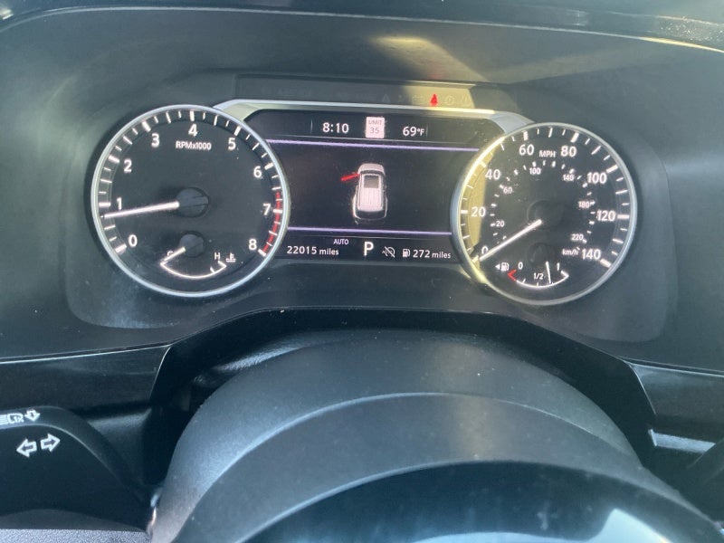 2024 Nissan Pathfinder SL