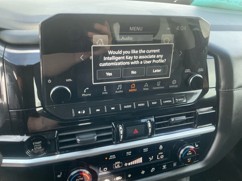 2025 Nissan Pathfinder SL