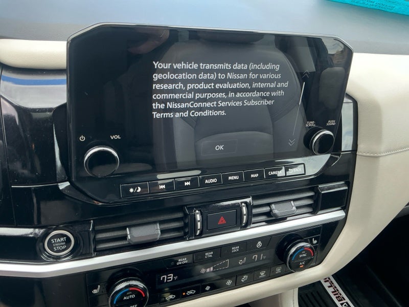 2023 Nissan Pathfinder SL