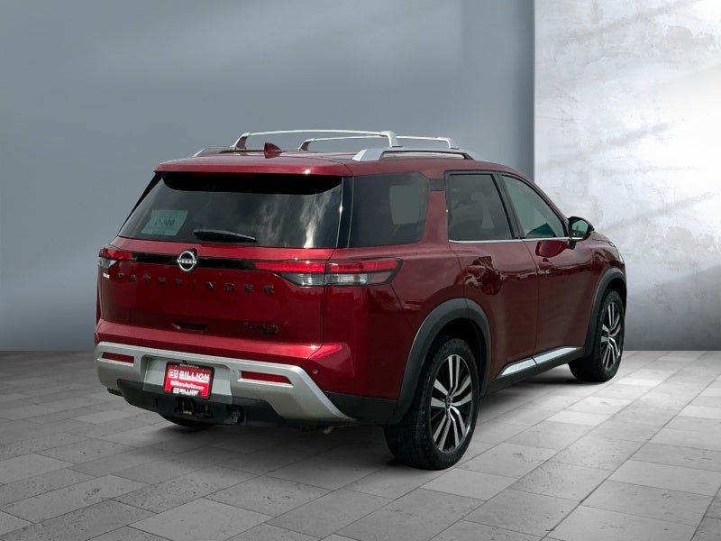 2023 Nissan Pathfinder Platinum
