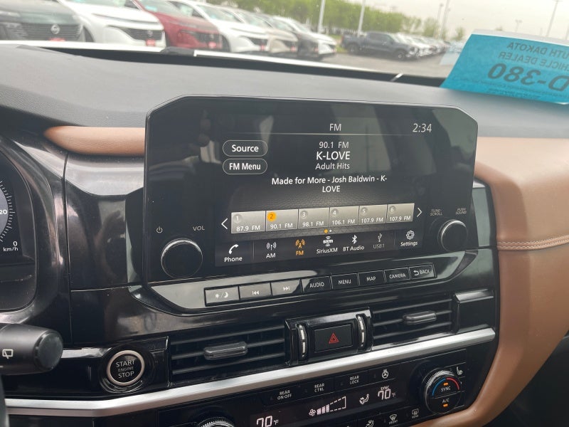 2022 Nissan Pathfinder Platinum