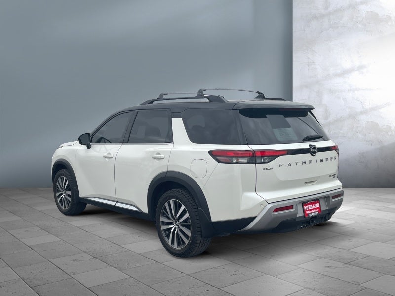 2022 Nissan Pathfinder Platinum