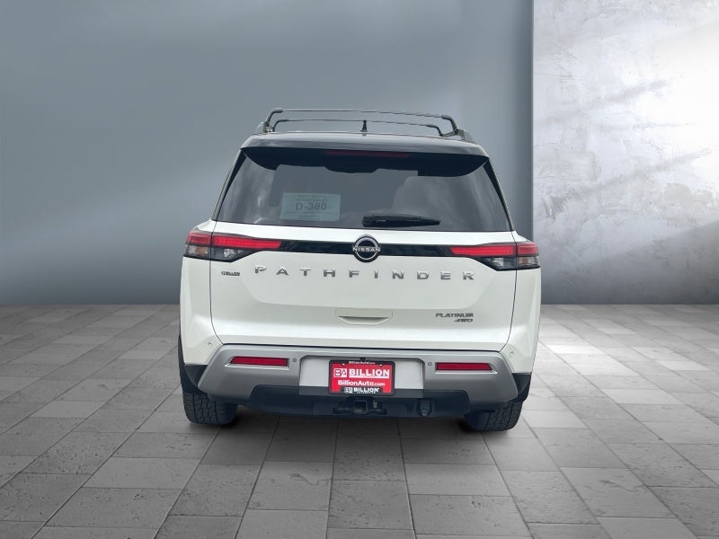 2022 Nissan Pathfinder Platinum