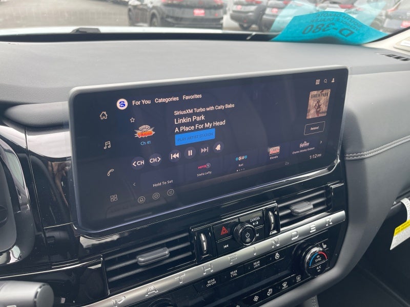 2026 Nissan Pathfinder Platinum