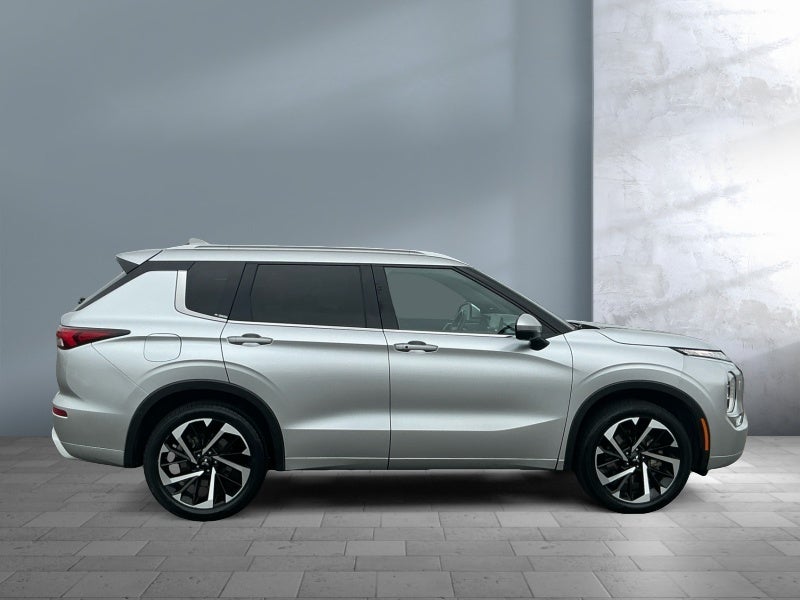 2022 Mitsubishi Outlander SEL