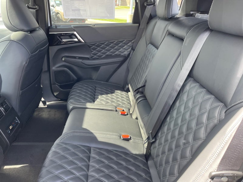 2026 Nissan Rogue Plug-In Hybrid Platinum