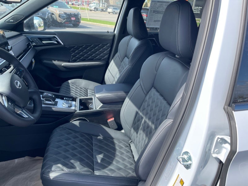 2026 Nissan Rogue Plug-In Hybrid Platinum