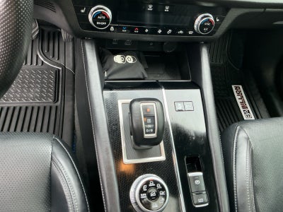 2025 Mitsubishi Outlander Plug-In Hybrid SEL Black Edition