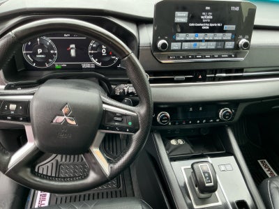 2025 Mitsubishi Outlander Plug-In Hybrid SEL Black Edition