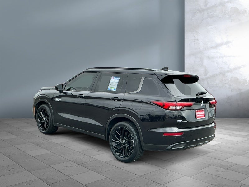 2025 Mitsubishi Outlander Plug-In Hybrid SEL Black Edition