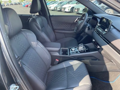 2025 Mitsubishi Outlander Plug-In Hybrid SEL Black Edition