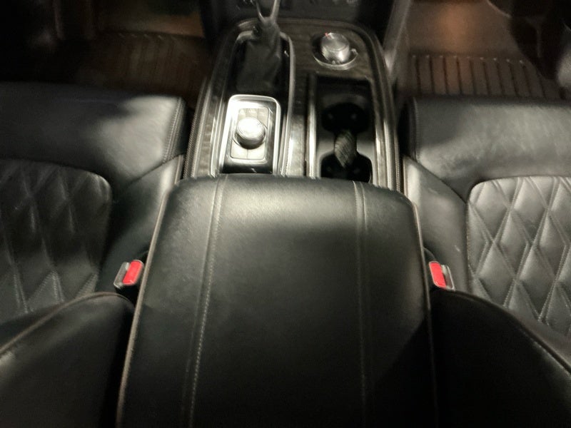 2021 Nissan Armada Platinum