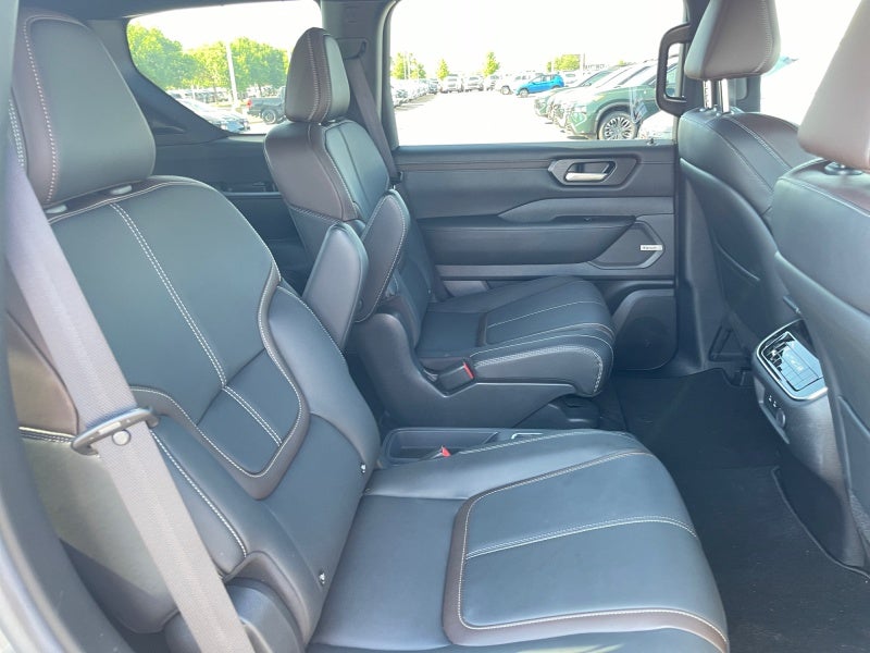 2025 Nissan Armada SL