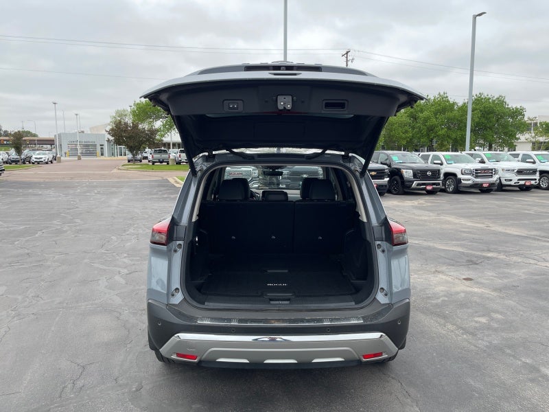 2022 Nissan Rogue Platinum