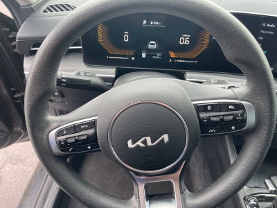 2025 Kia K5 LXS