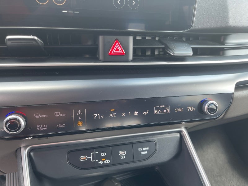 2026 Kia Carnival LXS