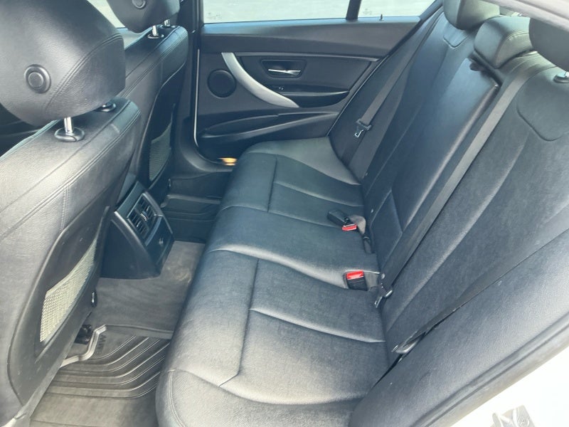 2018 BMW 3 Series 320i xDrive