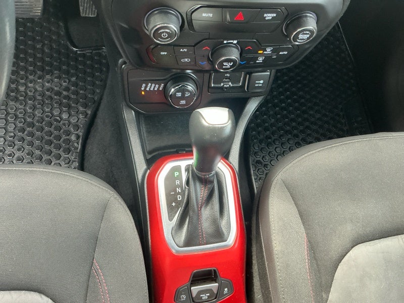 2019 Jeep Renegade Trailhawk