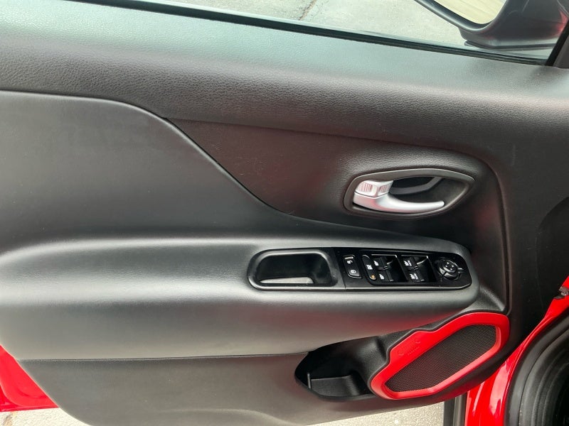 2019 Jeep Renegade Trailhawk